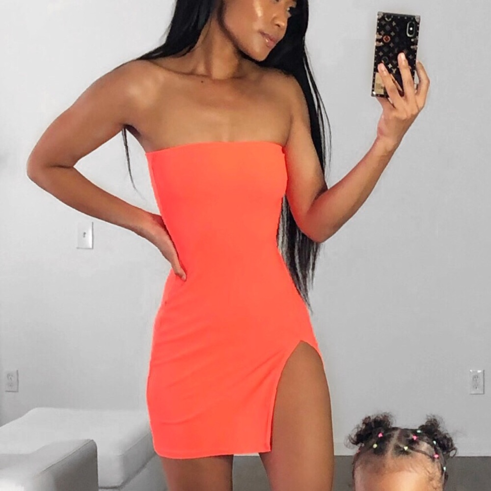 Neon Orange PRETTYLITTLETHING Mini Dress w/ Slit